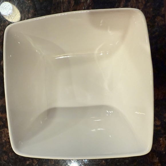 SET OF 4 WHITE Square CERAMIC BOWLS SNOWFLAKE Embossed Winter - Picture 3 of 5